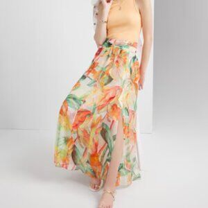WHITE HOUSE BLACK MARKET Drama Floral Maxi Skirt  Size 0 NWT